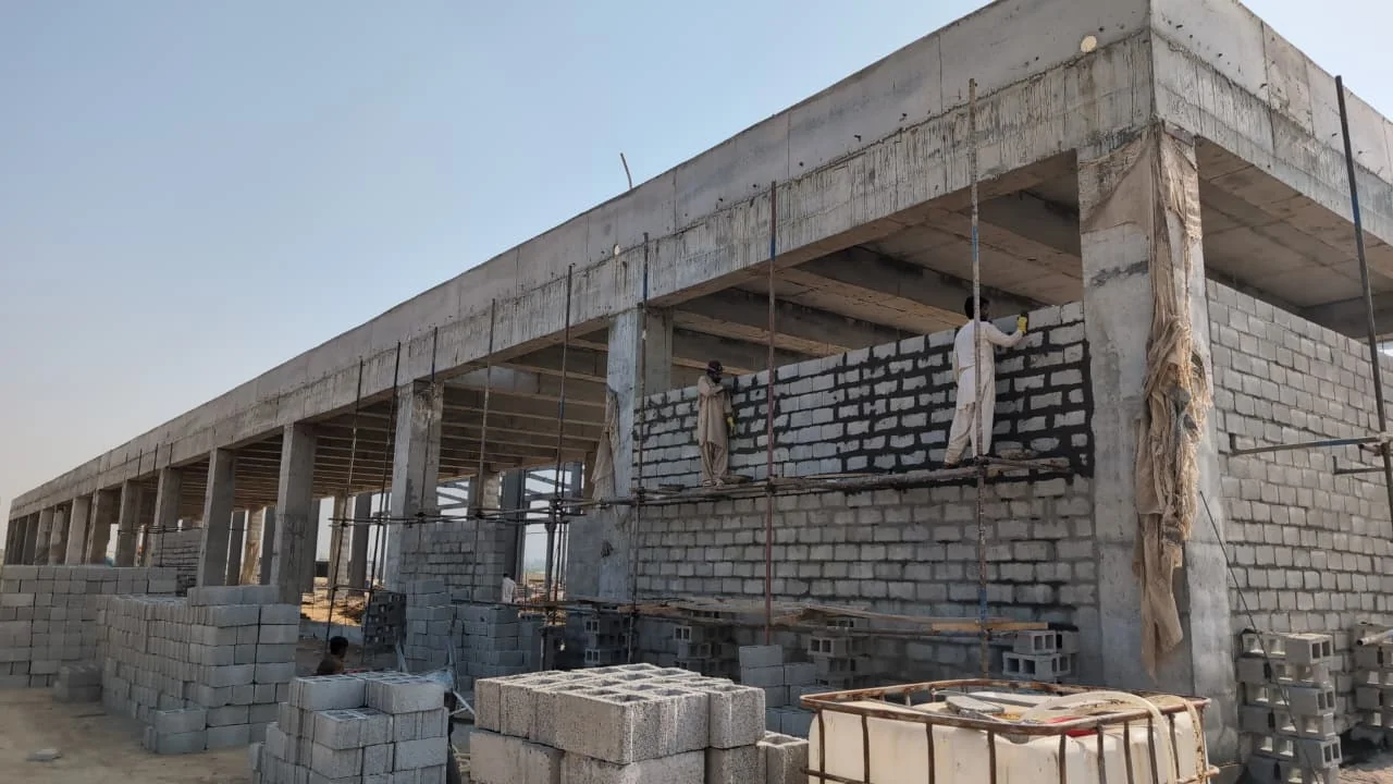 Concrete and masonry construction at Wah